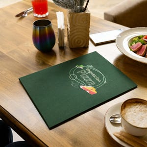Capa de menu personalizada com logotipo do estabelecimento, suporte de menu de tecido para folhas trocáveis, pasta de menu de restaurante vegetariano