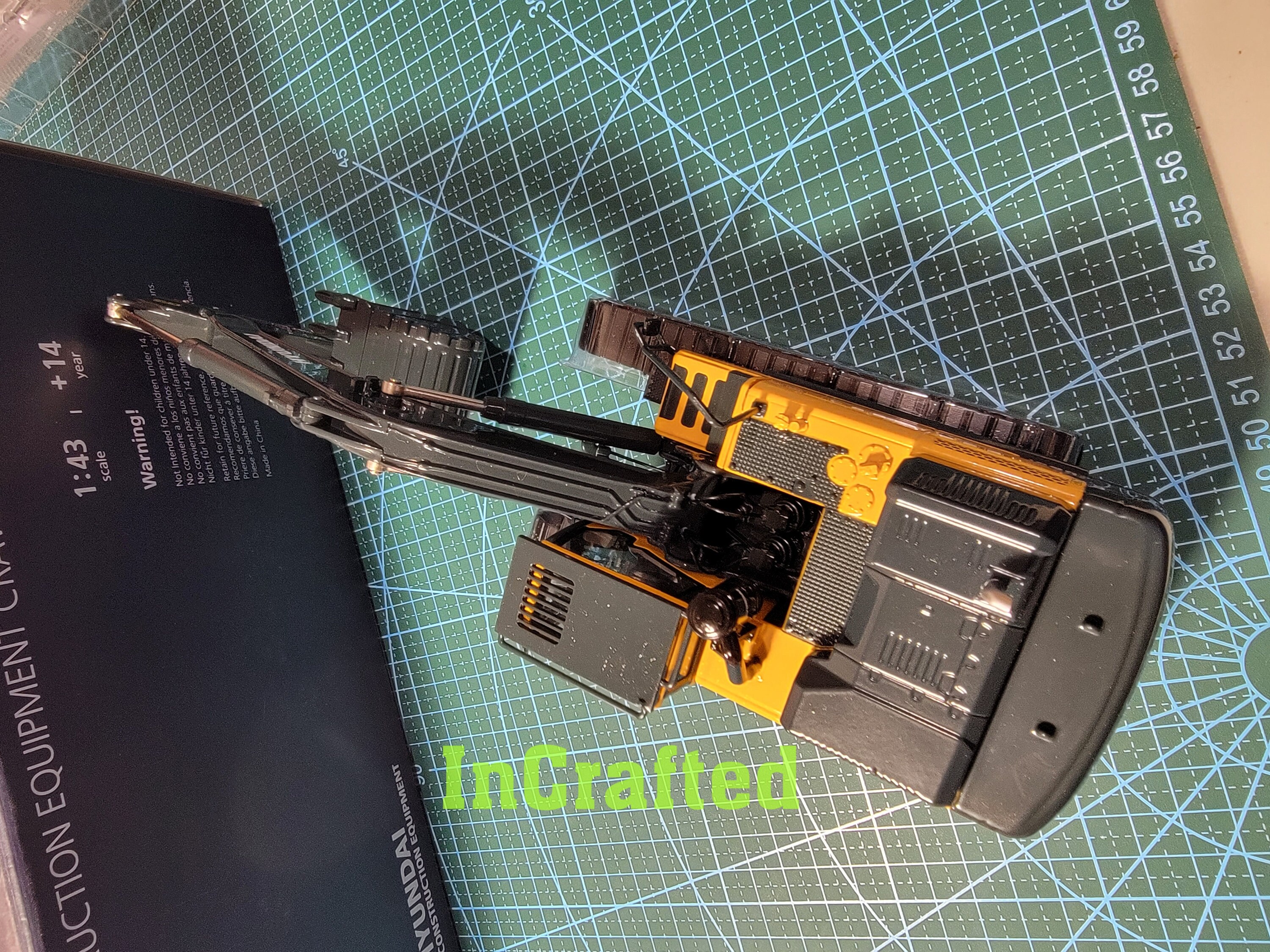 Hyundai Construction Equipment Crawler Excavator HX505L 1/43