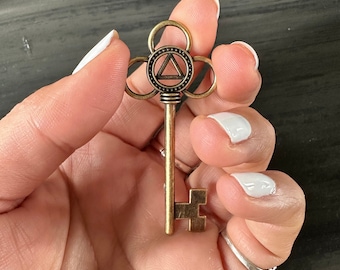AA Sobriety Gift: Bronze Key Keychain, Recovery Milestone