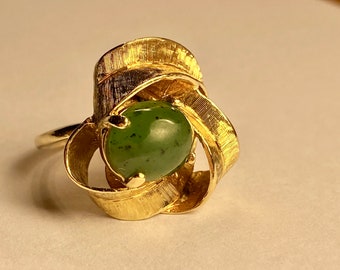 ESTATE - Translucent Green Jade Ring 14k Size 4