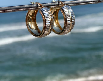 ESTATE - 14k solid white and yellow gold hoop earrings with diamond cut texture