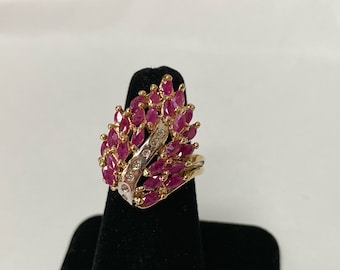 ESTATE - 10k Ruby Flame Ring Size 6.5