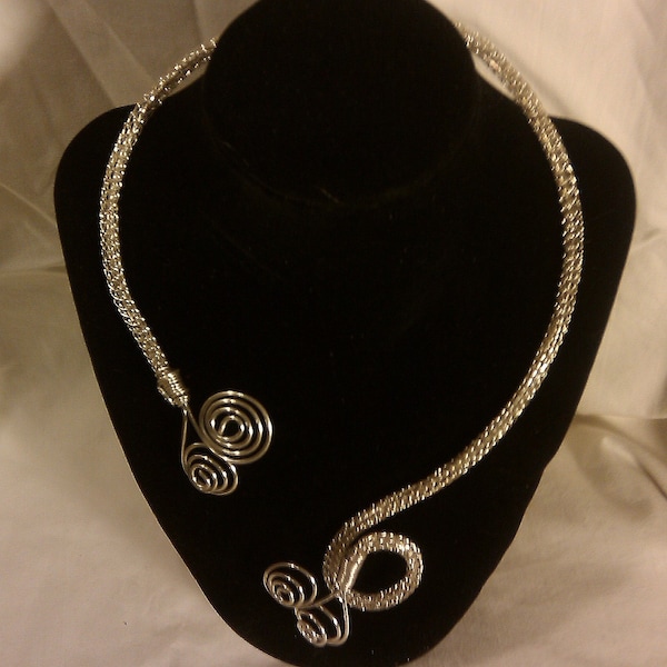 Silver Swags Neckwire Necklace