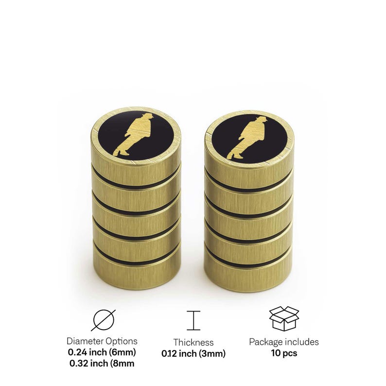 May include: Two stacks of brass cylinders with a black top featuring a gold silhouette. The cylinders have a diameter of 6mm or 8mm and a thickness of 3mm. The package includes 10 pieces. The image also shows the diameter and thickness measurements.