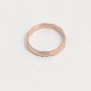 Faceted Wedding Band in Ethical Rose Gold with Asymmetrical Facets 3mm image 4