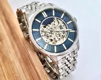 U268 Hamilton Triple Date Moonphase Quartz Watch - Etsy