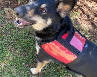 Dog vest with clear pockets, working, training, traveling, back to school, size medium, easy on and off, adjustable, no fuss