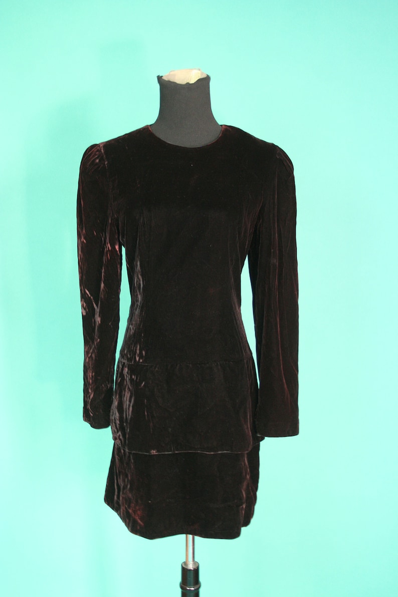Vintage 1980s 80 Black CRUSHED Velvet Long Sleeve Tiered Skirt Little Black Dress Formal Holiday Designer Maggy London size 8