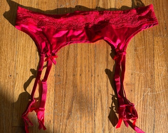 Vintage Y2k Sexy Red Silk Victoria Secret Garter Belt Lingerie size Medium