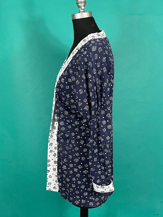 Vintage 90s Reverse Abstract Patterned White and … - image 7