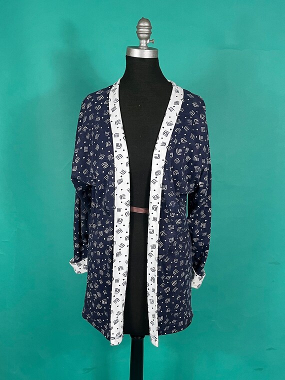 Vintage 90s Reverse Abstract Patterned White and … - image 1