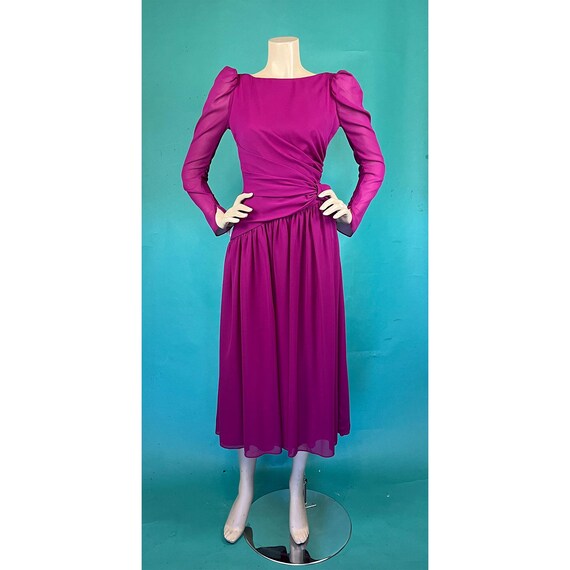 Raspberry Plunge V Open Back Vintage 80s House of… - image 3