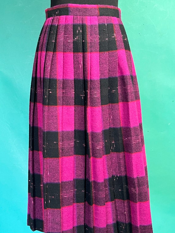 Magenta Wool High Waisted Vintage 80s Pleated Pla… - image 2