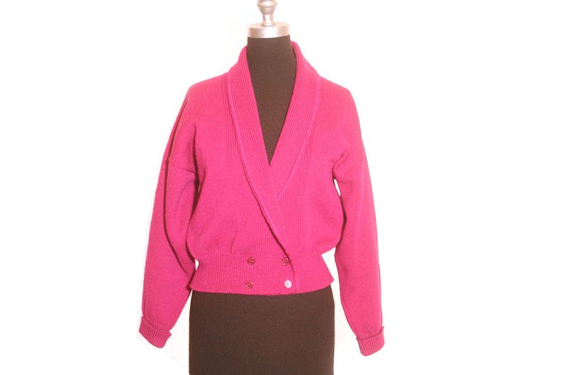 Vintage 1980s Hot Pink Double Breasted Virgin Wool Pendleton Cropped Knit Batwing Pullover Cardigan size M