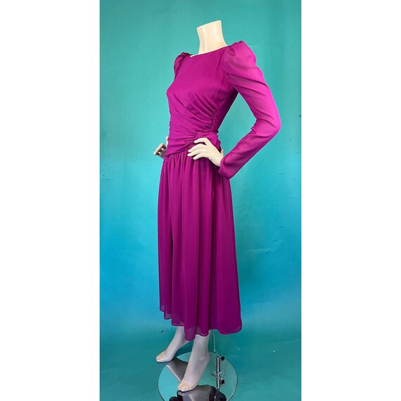 Raspberry Plunge V Open Back Vintage 80s House of… - image 5