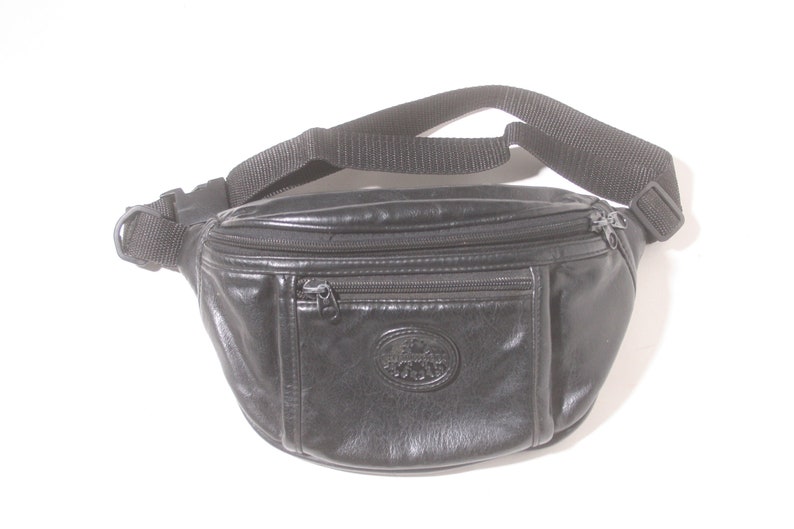 Vintage 1990s Pleather Black Pocket Cedarwoods Fanny Pack