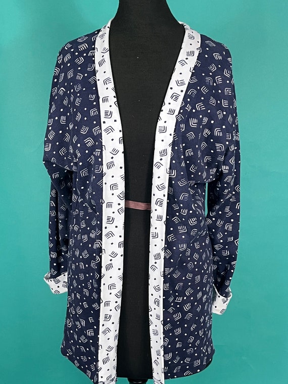 Vintage 90s Reverse Abstract Patterned White and … - image 3