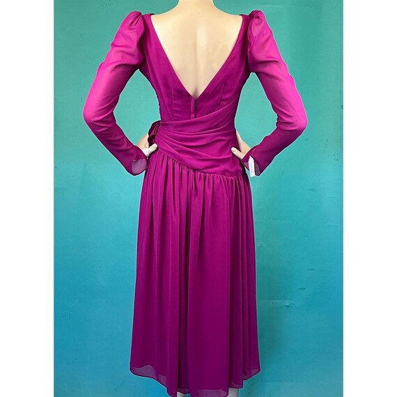 Raspberry Plunge V Open Back Vintage 80s House of… - image 8