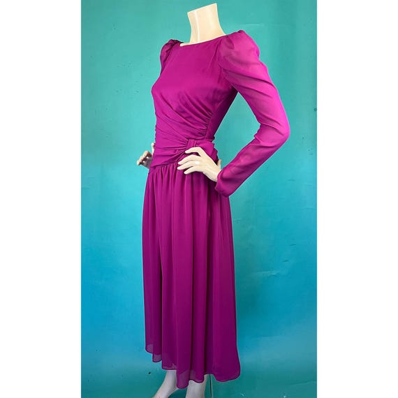 Raspberry Plunge V Open Back Vintage 80s House of… - image 2