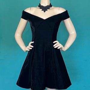 green emerald velvet dress Casablanca Bridal 2542 Chanel Fit and Flare Sheer Corset Crystal Embellished Sweetheart Neckline Spaghetti Strap Wedding Gown 24 / SDNIS main image 1
