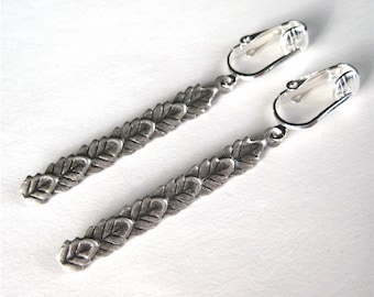 Silver Leaves Clip on Earrings, Antiqued Silver Dangle Clipons, Oxidized Layered Leaves Clip Earrings, Lightweight Leaf Columns Silver