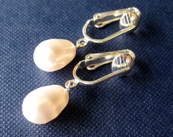 White Pearl Teardrop Clip On Earrings, Silver Ear Clips, Plump Pearl Clip Earrings, Wedding Clips, Lightweight Bridal, Handmade