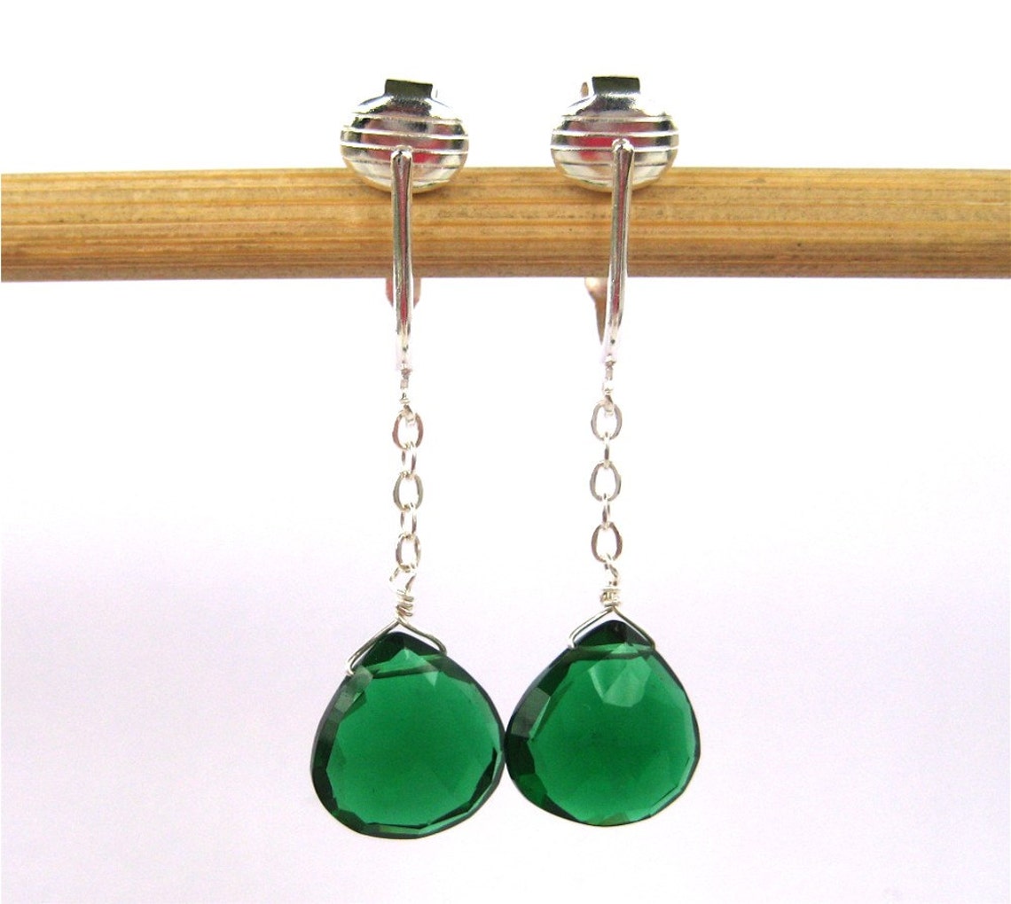 GREEN TEARDROP EARRINGS main image 1