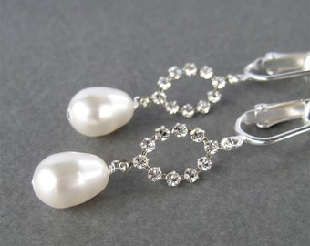 Rhinestone Pearl Clip On Earrings, Silver Bridal Clipons, White Pearl Teardrops, Rhinestone Oval Wedding Clip Earrings, Sparkling Bride