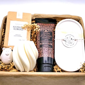 Geschenkbox Frau mit Tee Geburtstagsgeschenk für Sie , Geschenkset mit Kerze, Geschenkidee Mama Dekotablet Raysin für Freundin Heimdeko