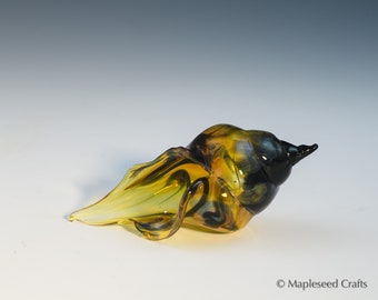 Geblazen glazen zeeschelp, "Amber Jewel", handgeblazen glazen zeeschelpsculptuur