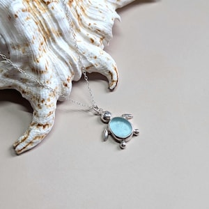 Pendentif tortue de Cornouailles - Collier pendentif personnalisé en verre de mer coloré (Falmouth)