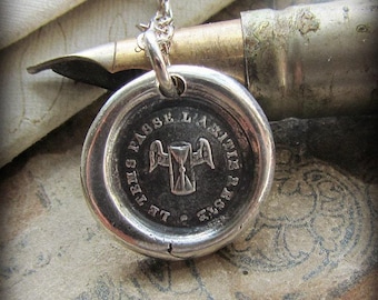 Friendship Wax Seal Necklace - Time Passes But Our Friendship Remains - Winged Hourglass Necklace - Friendship Necklace - Friendship Gift