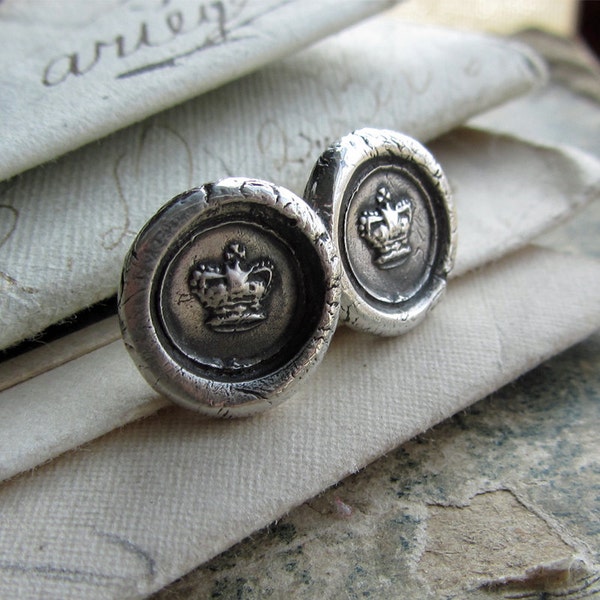 Tiny Crown Wax Seal Stud Earrings in fine silver - Crown Earrings, PE715