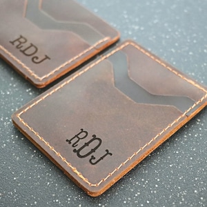 Cartera de cuero minimalista, cartera de bolsillo frontal delgada personalizada, tarjetero para hombre, tarjetero de cuero desgastado, regalo perfecto