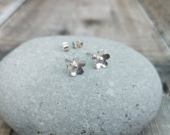 Silver Flower Stud Earrings, Small Silver Flower Studs, Silver Earrings, Sterling Silver Flower Earrings, Dainty Flower Studs, Stud Earrings