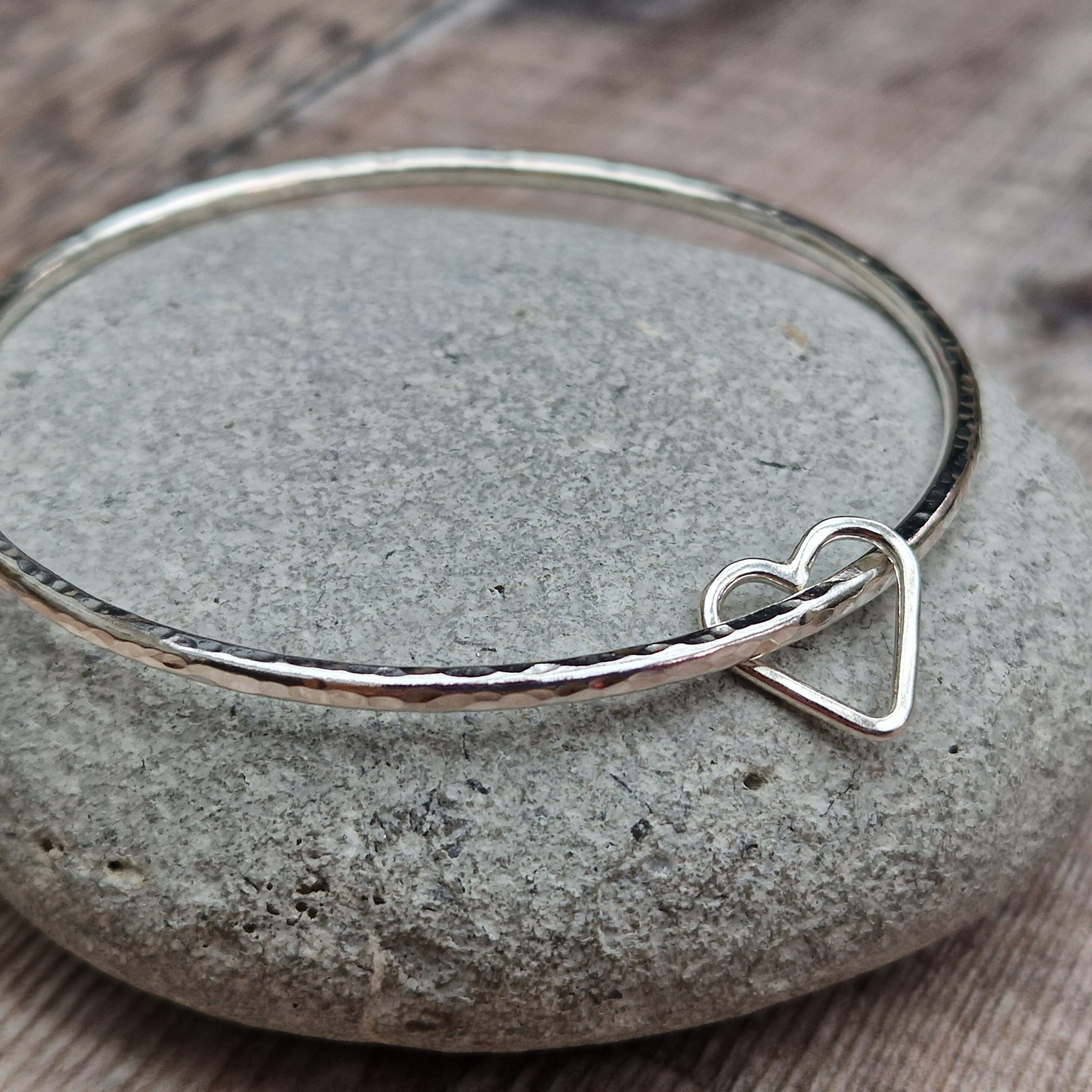 Silver Hammered Bangle With Open Heart Charms – Silver Bracelet