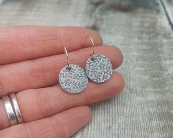 Silver Earrings, Flower Earrings, Silver Floral Earrings, Flower Pattern Earrings, Round Earrings, Disc Earrings