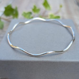 Silver Wavy Round Bangle - Sterling Silver, Recycled, Handmade, Jewellery, Stacker, Stacking, Gift For her