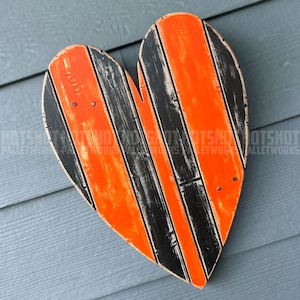 Harley Davidson Fan, Wooden Heart, Vintage-looking, Hand Made, Hand Painted Sign