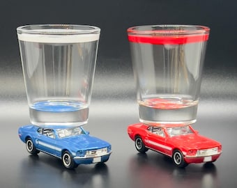 1968 Ford mustanggt/CS, 2 Farben- Sie wählen- Sie wählen- Druck gegossene Auto-Schnapsglas, Das Original Hot Shot-Schnapsglas - Muskel-Auto-Geschenk, mustang Geschenke
