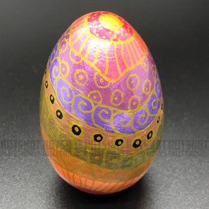 Hand Painted Wooden Easter Egg, Pearlescent Color, Glossy Finish,  Easter Decorations, Tiered Tray Decor