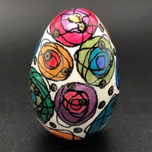 Hand Painted Wooden Easter Egg, Pearlescent Color, Glossy Finish,  Easter Decorations, Tiered Tray Decor