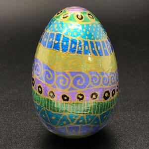Hand Painted Wooden Easter Egg, Pearlescent Color, Glossy Finish,  Easter Decorations, Tiered Tray Decor