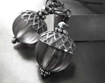Silver Acorn Earrings, Grey Vintage Beads, Vintage Style Nature Jewelry, Gift for Gardener, Acorn Jewelry, Nature Jewelry, Winter Holidays