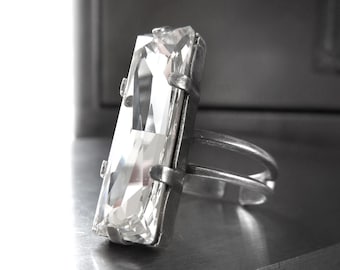 Modern Architectural Crystal Ring, Clear Crystal Baguette Rectangle Cocktail Ring, Antiqued Silver Adjustable Ring, Modern Ring Jewelry