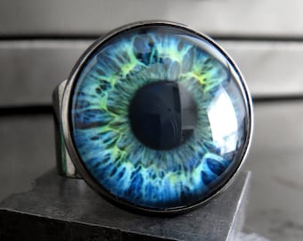 Blue-Green Eyeball Ring- 2 Sizes - Photo-Realistic Eye Ball Ring, Evil Eye Ring, Adjustable Black Ring Band - Goth Halloween Gift for Teen