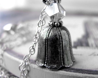 Silver Bells Necklace - Christmas Silver Bell Pendant Necklace, Vintage Style Winter Wedding Jewelry, Christmas Jewelry, Holiday Jewelry