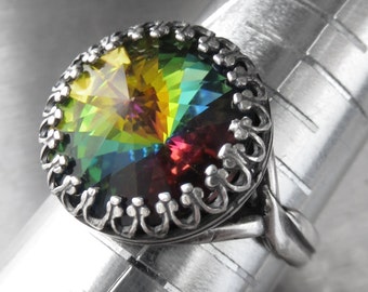 Rainbow Crystal Ring, Round Rivoli Crystal Ring, Vintage Style Crown Bezel, Antiqued Silver Adjustable Ring, Green Blue Yellow Crystal 1122