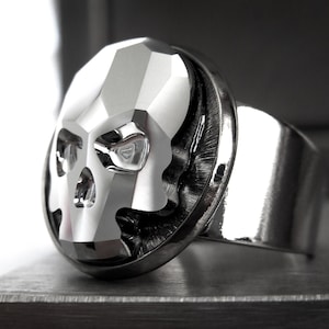 Skull Ring with Metallic Silver Crystal Skull - Black Gunmetal Adjustable Ring Band - Goth Gothic Skull Ring - Unisex Womens Mens Ring