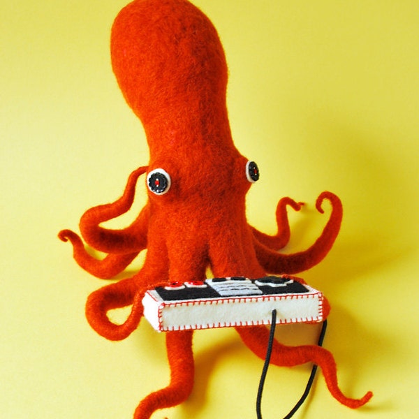 Print: Octopus Gamer - photograph poster video-game controller otaku wall-decor wall-art photo geek NES HineMizushima sea-creature 水島ひね